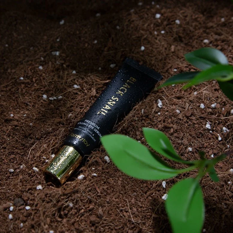 Farmstay Black Snail Premium Rolling Eye Serum 25ml - Image 2